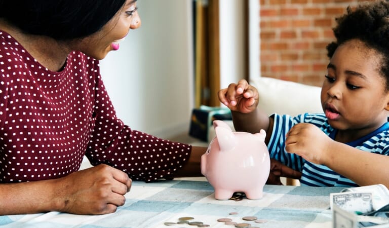 7 Essential Money Lessons to Teach Kids From Alexa Von Tobel