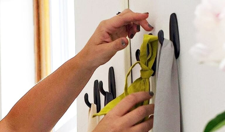 Command Metal Wall Hooks 2-Pack Only $8.50 on Amazon (Regularly $22)